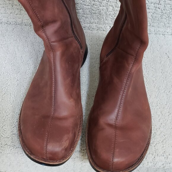 Merrill Tetra Launch Waterproof Cherry Brown Boots - Size 8M (Euro 38.5) - Picture 3 of 6